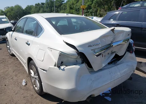 2015 Nissan Altima 2.5 Sv from USA, damaged, VIN 1N4AL3AP7FC574942